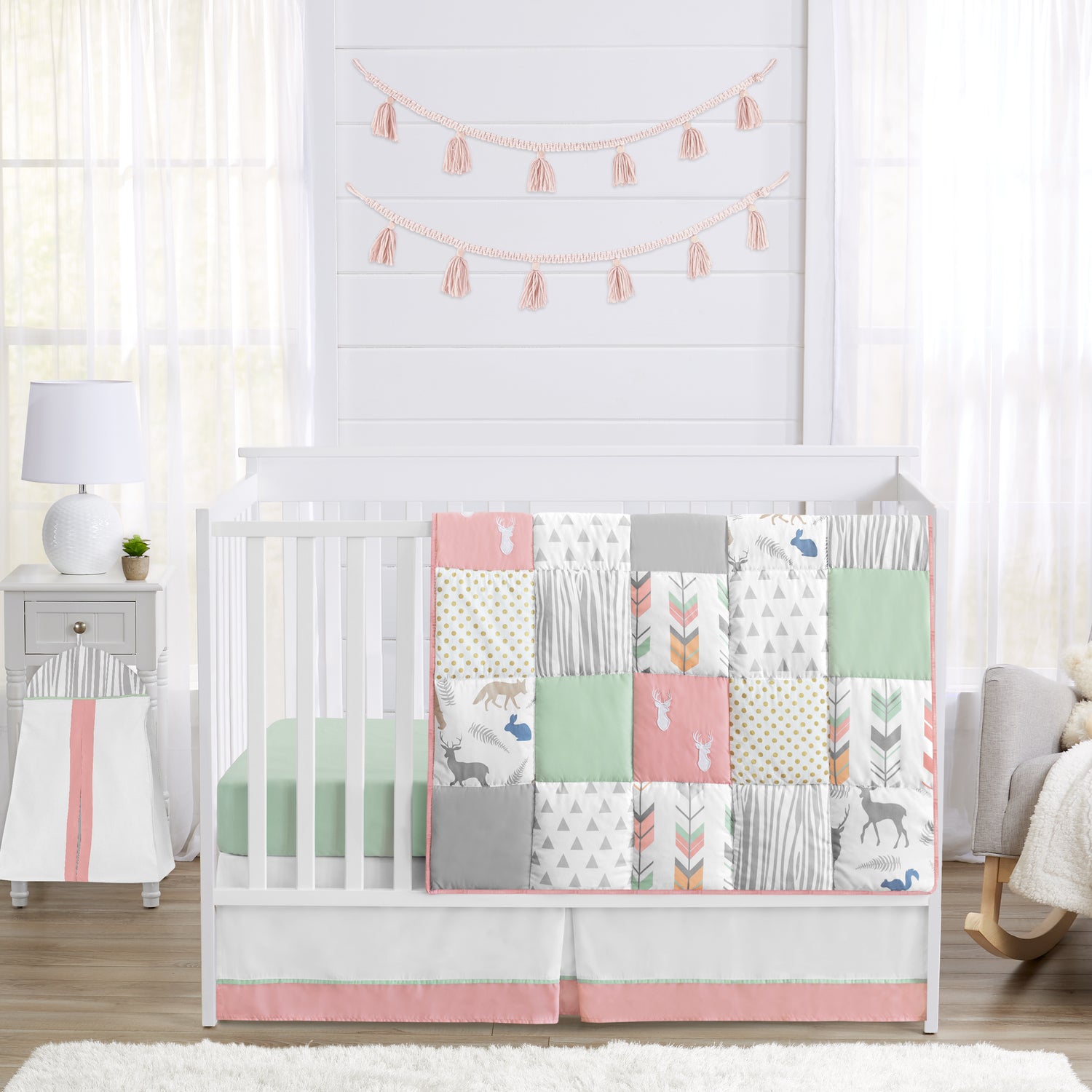 Woodsy Coral, Mint And Grey 4 Piece Bumperless Crib Bedding Collection