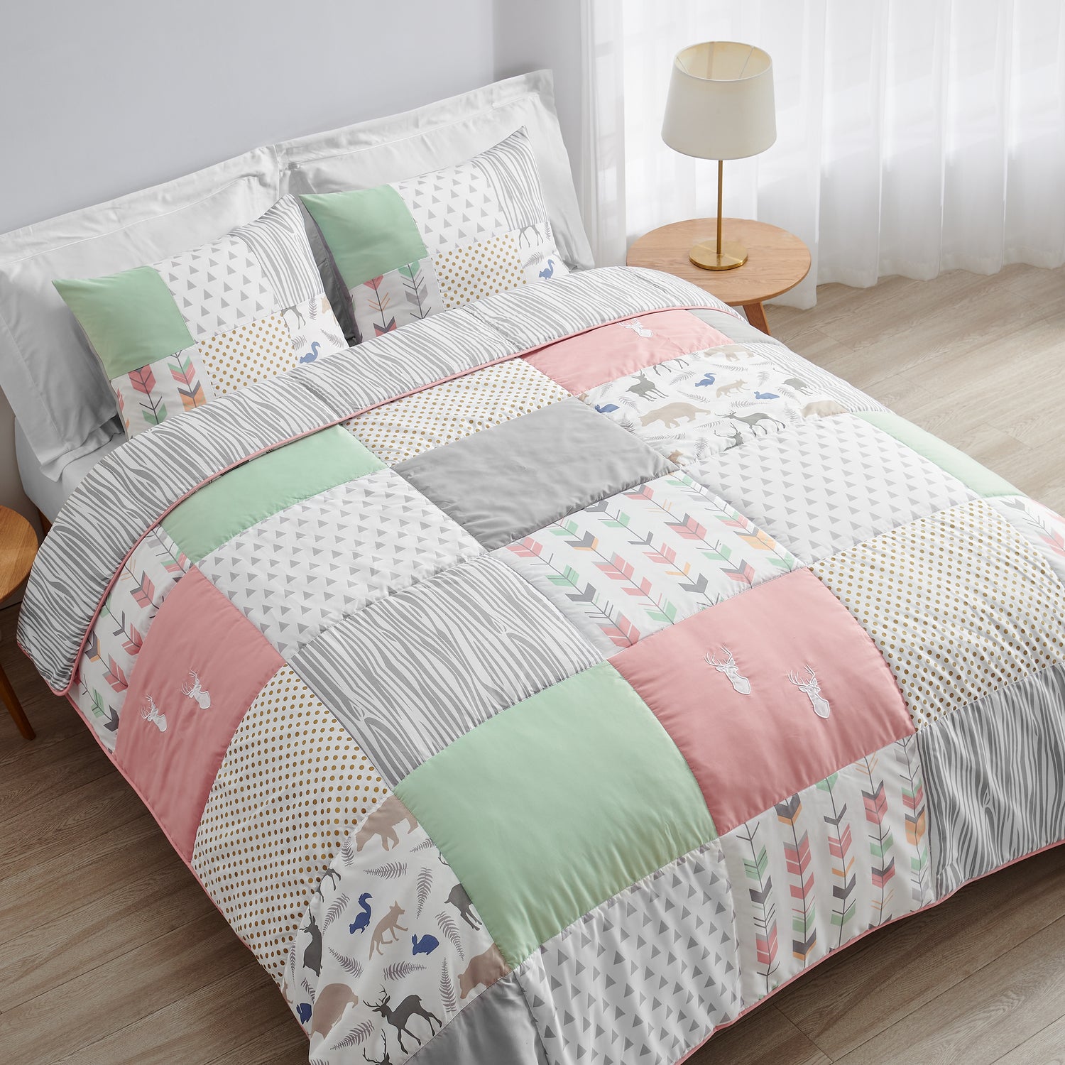 Woodsy Coral, Mint and Grey Twin Bedding Collection