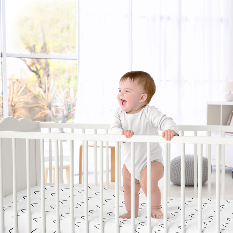 Woodland Arrow White and Black Crib Sheet