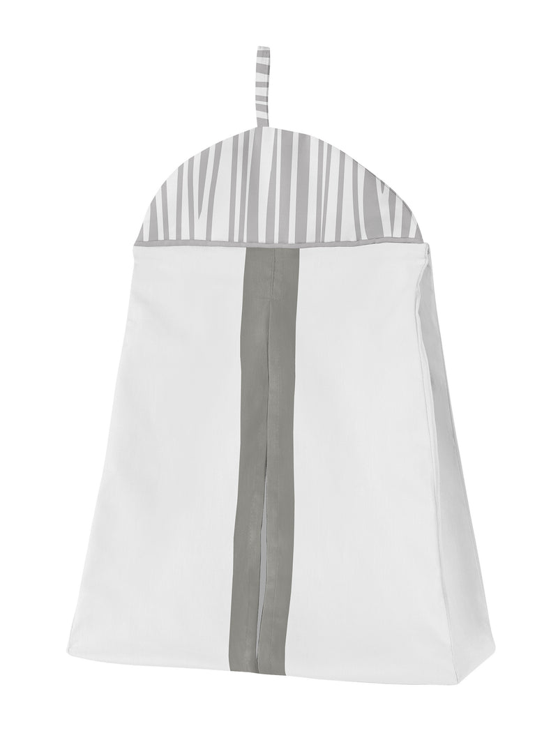 Woodsy Grey And White 4 Piece Bumperless Crib Bedding Collection